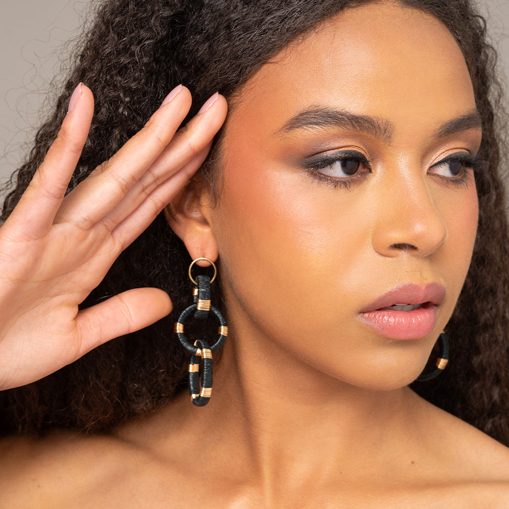 Triple hoop earrings Black and Gold