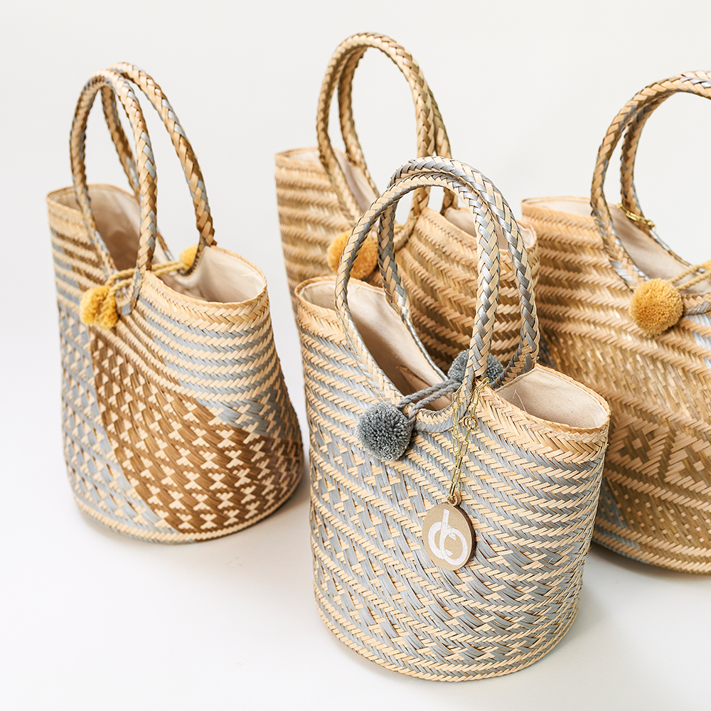 Hand tote Gold