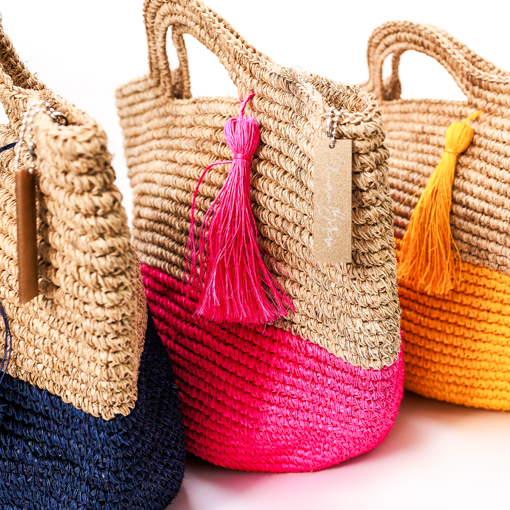 Hand tote